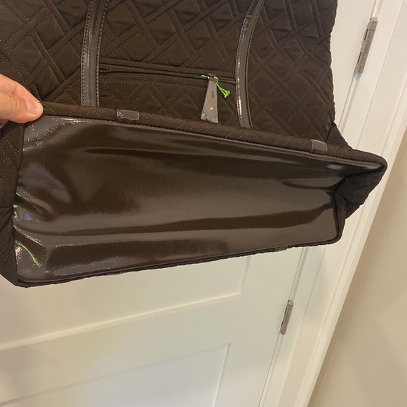 Vera Bradley Brown Quilt Tote.  Approx 20” long and 14” high.  NEW with TAGS - Picture 9 of 9